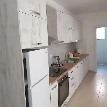 Hotel Apartment Saranda 3*